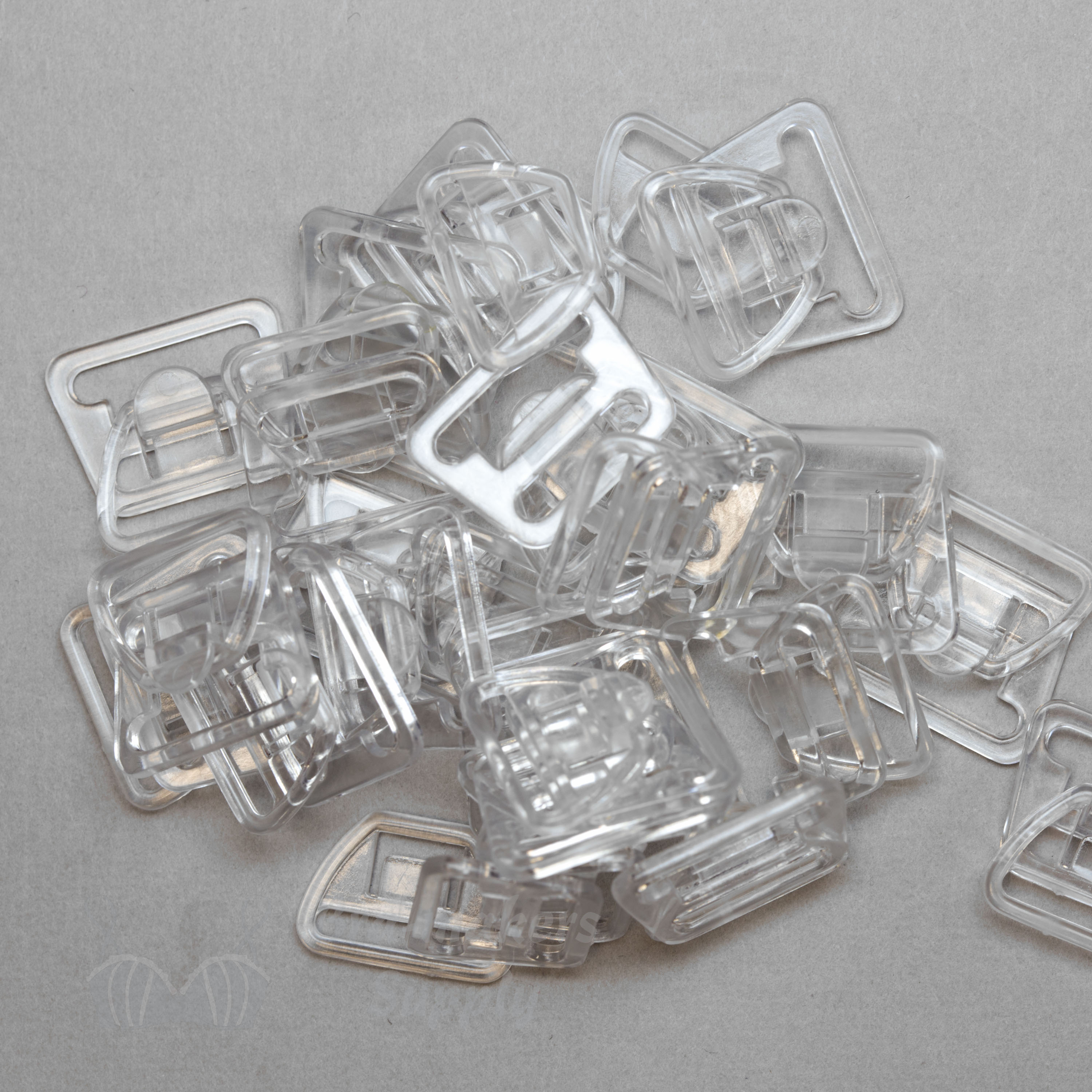 NBEADS 100 Pairs Plastic Hooks Buckles, Snaps Nursing Maternity Clips  Clasps for DIY Breastfeeding Bras Camis and Tank Tops