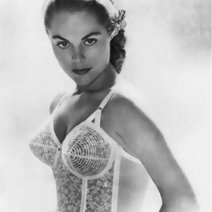 How to make a Bullet Bra - from your Pin-up Girls Classic Bra by Beverly  Johnson